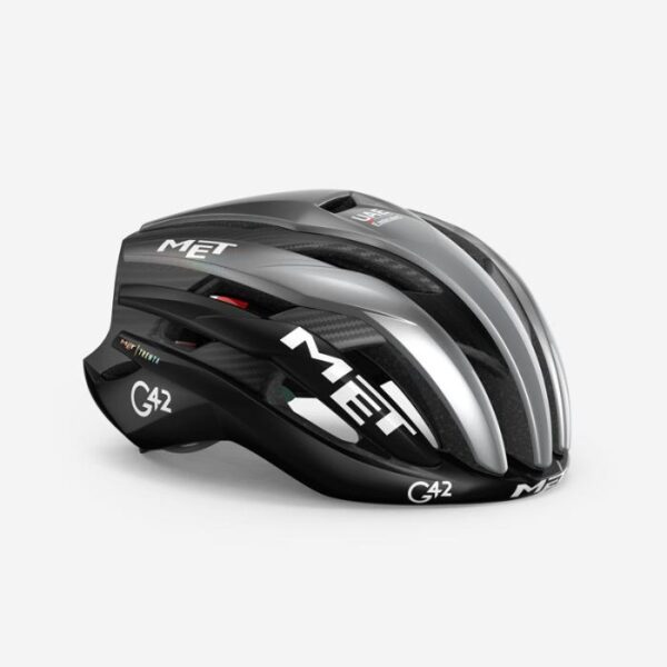 MET Trenta 3K Carbon MIPS UAE TEAM EDITION 2023